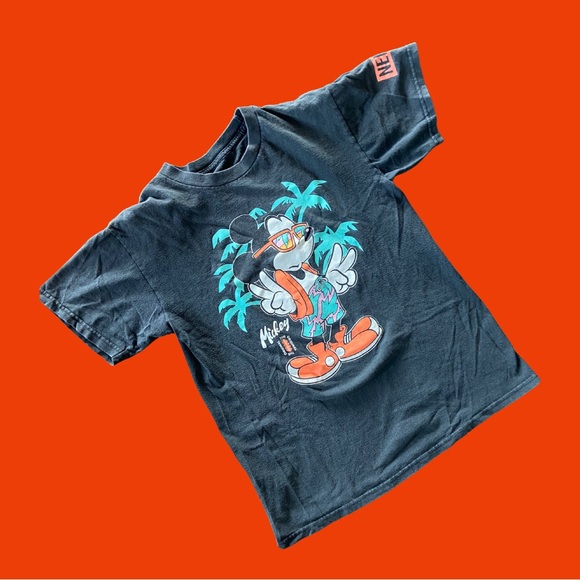 Neff Men's Skull Beach T-Shirt - Short Sleeve Graphic Tee, Printed In The U.S.A. - View #5
